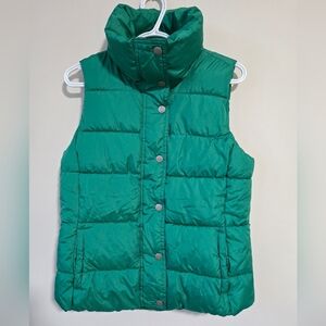 Old Navy Green Puffer‎ Vest